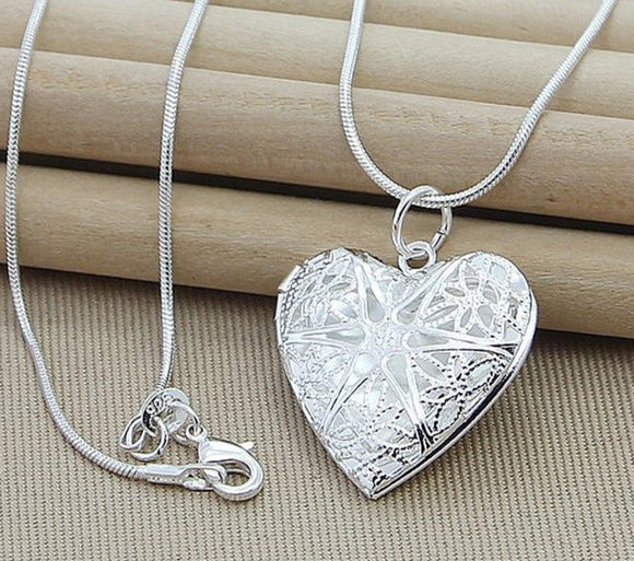 925 Sterling Silver Photo Frame Pendant Necklace 18 Inch Snake Chain - Heesse